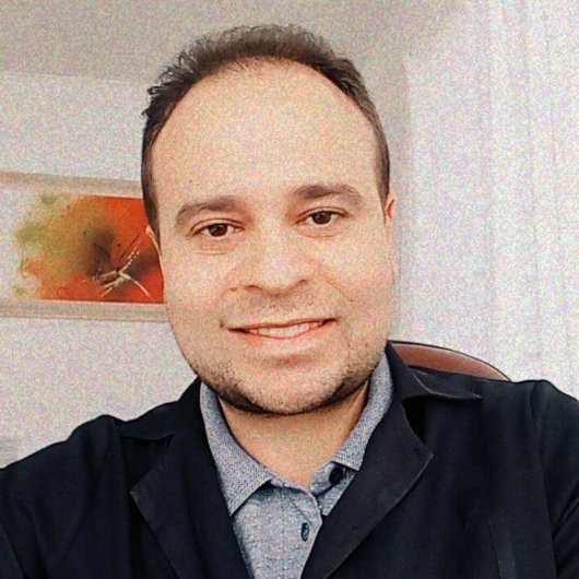 Dr. Ricardo Pereira