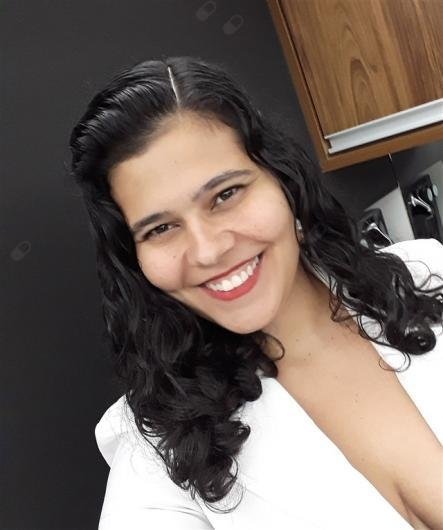 Carla Patricia Leal