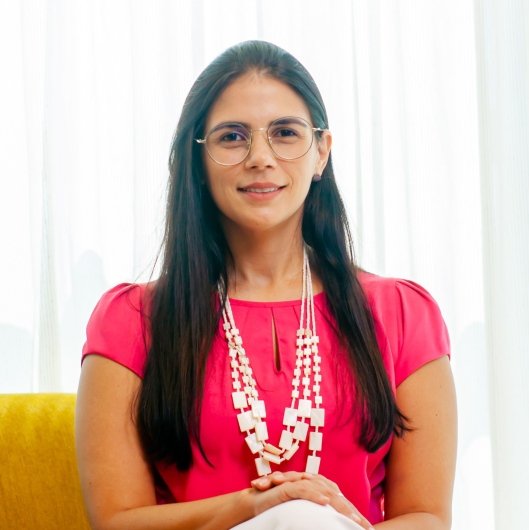 Dra. Suelen Falcão