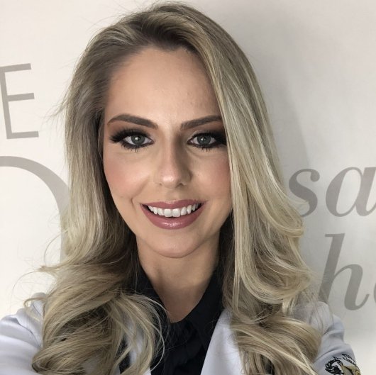 Dra. Mayara Letícia Quadri Grolli