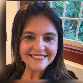 Dra. Danielle Leal