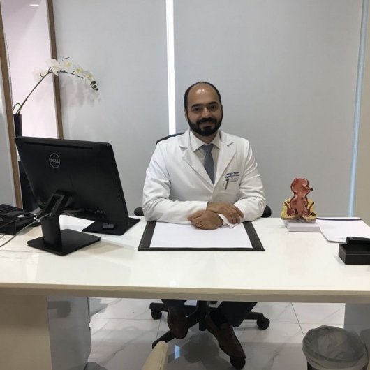 Dr. Adriano Gonçalves Ruggero