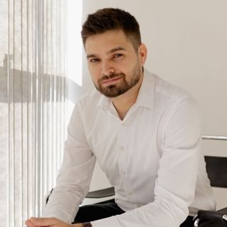 Dr. Lucas Cavalcanti