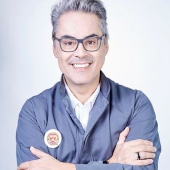 Dr. Alexandre Telles