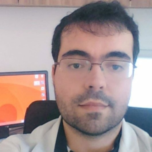 Dr. Daniel Ayremoraes