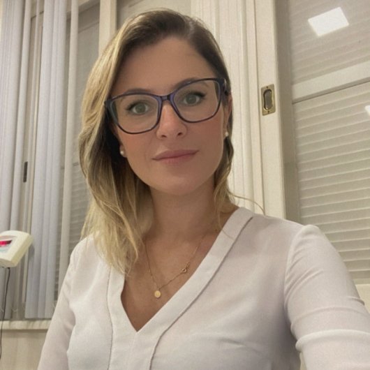 Dra. Débora Philippsen
