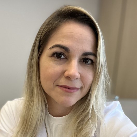Dra. Rafaela Clemens