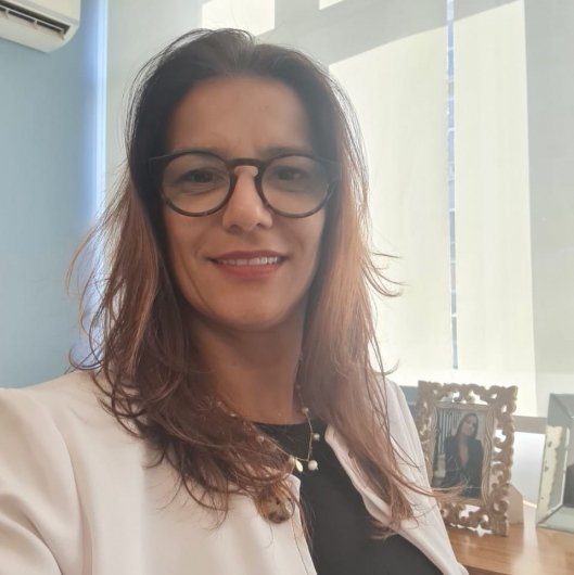 Dra. Daniela Pamplona