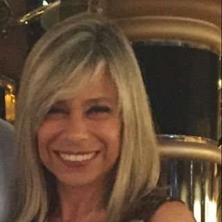 Dra. Adriana Santos Lopez