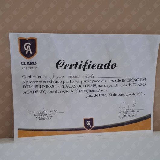 Dra. Ariana Soares