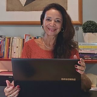 Ana Silvia Teixeira