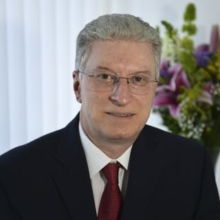 Dr. Ulysses Ribeiro Júnior