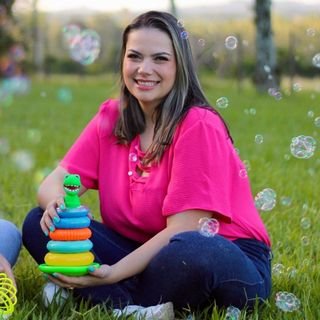 Karine Arnhold Da Silva Martiniano
