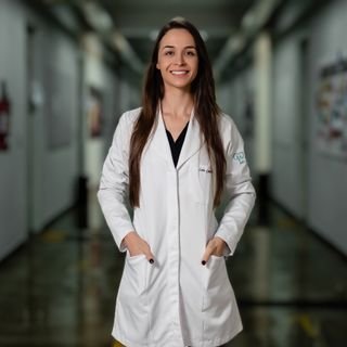 Dra. Lara Elida Guazzeli de Freitas