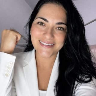 Dra. Ana Maria Martuscello Teixeira