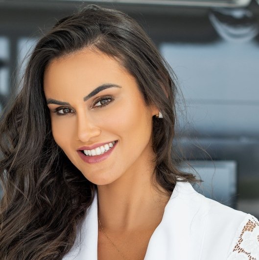 Dra. Daniela Leal