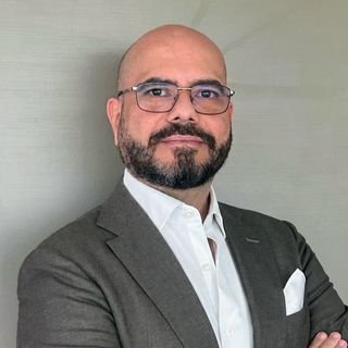Dr. Mauro Cesar Quintão e Silva Cunningham