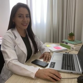 Dra. Thairine Pacheco