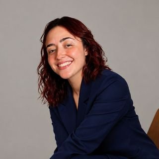 Dra. Fernanda Solar