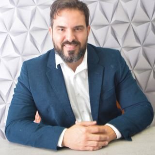 Dr. Fernando Carvalho