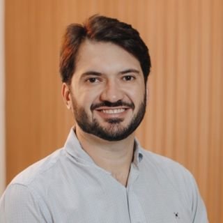Dr. Iago Davanço