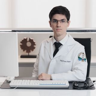 Dr. Rafael Fusaro Aguiar Oliveira