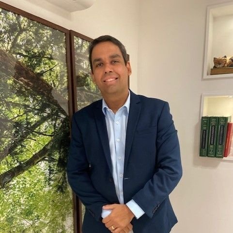 Dr. Paulo Roberto Souza