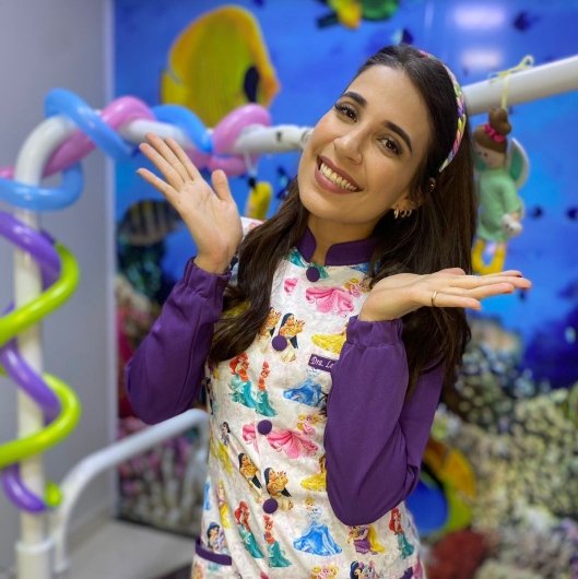 Dra. Leticia Santana