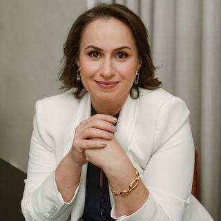 Dra. Pamela Mantovani Baldissera