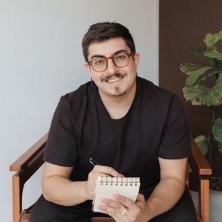 Dr. Felipe Canhetti de Oliveira