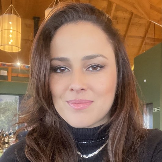 Dra. Sabrina Favarin