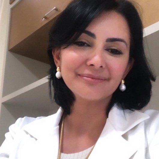 Dra. Carolina Stefani Martins Rodrigues