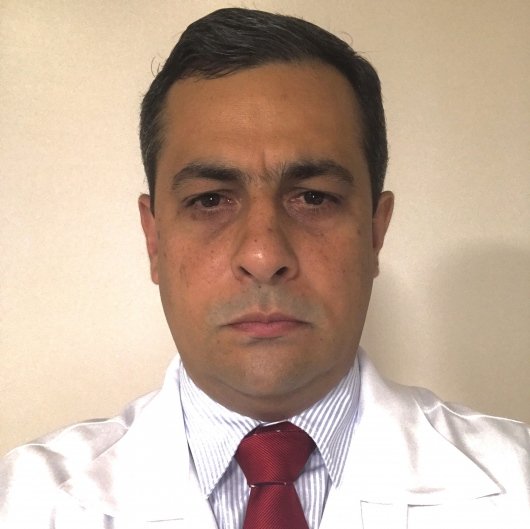 Dr. Hallan Rodrigues Mendonça