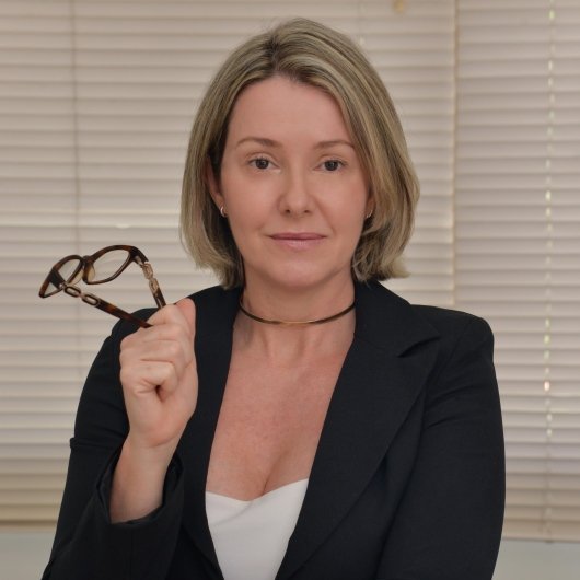 Dra. Renata Gonçalves