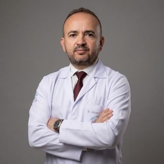 Dr. Alcides Barros