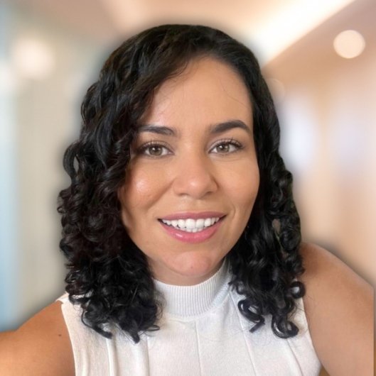 Dra. Alanne Dutra de Azevedo