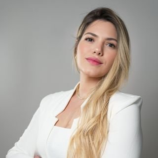Dra. Stephanie Magalhães