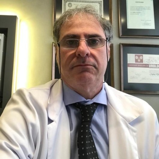 Dr. Gabriel Elias Politi