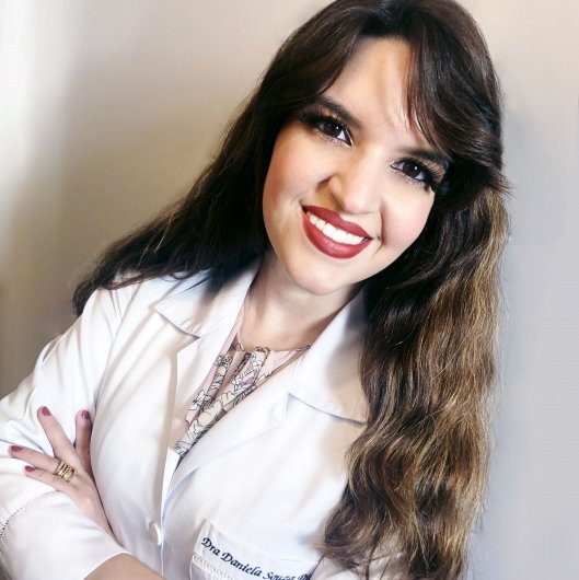 Dra. Daniela Souza Diniz