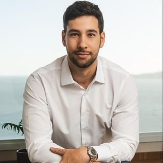 Dr. Marcus Vinicius Santos Carvalho