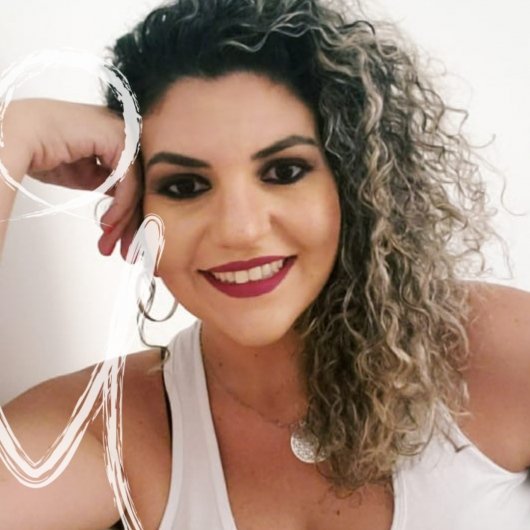 Prof. Mariana Marco
