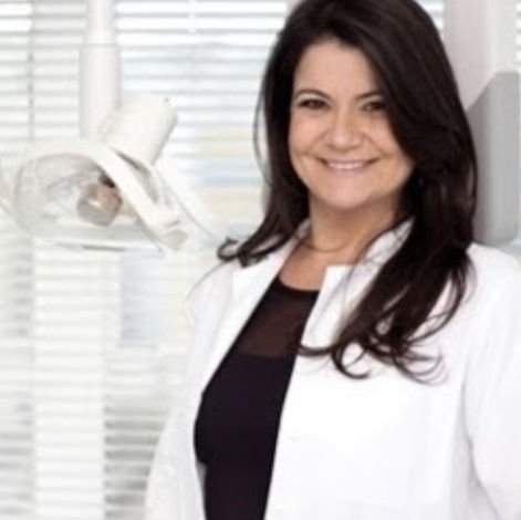 Dra. Claudia Cabrini Pinto De Lucca