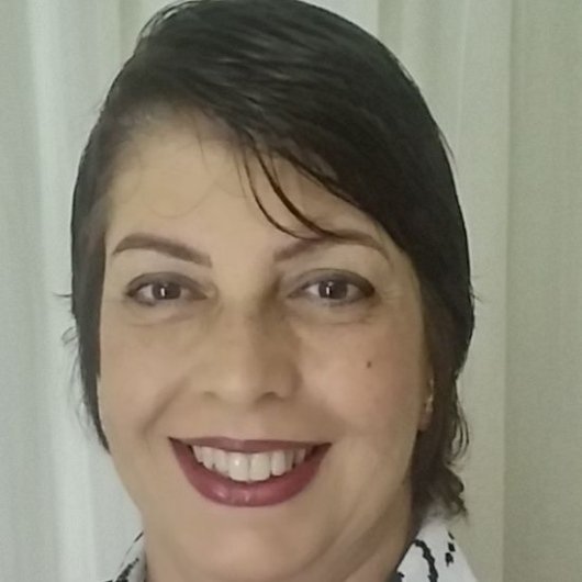 Vânia Tavares