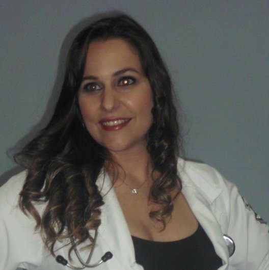 Dra. Heloisa Queiroz Manella