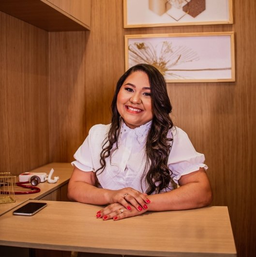 Dra. Laysla Oliveira