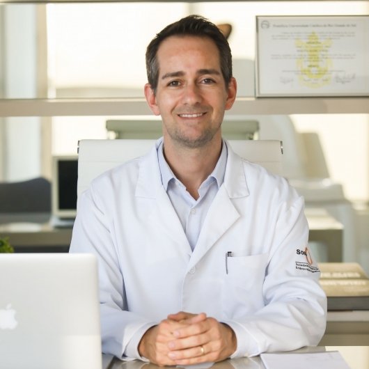 Dr. Carlos Renato Frasca Rodrigues