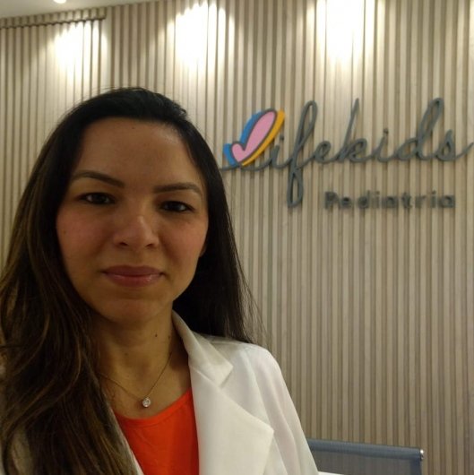 Dra. Fabiana Ribeiro Costa