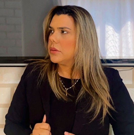 Dra. Izabelly Paullini