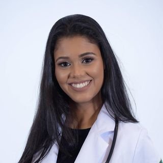 Dra. Roberta Borges