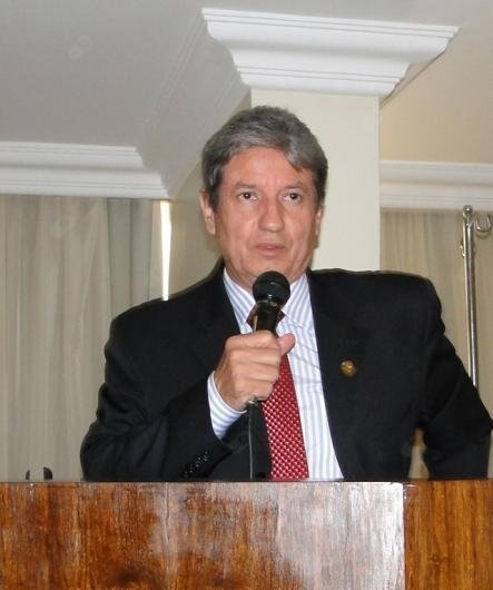 Dr. Cezar Augusto de Oliveira